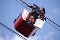 Koelner Seilbahn Gondel blieb haengen Koeln Linksrheinisch P259